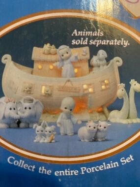 Precious Moments NOAHS ARK NIGHT LIGHT Porcelain Noah's Ark Figurine